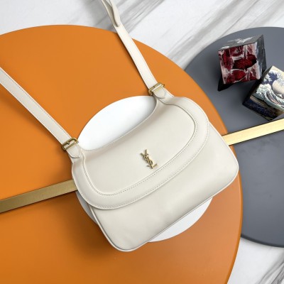 Handbags SAINT LAURENT 686742 size 19×15×8 cm