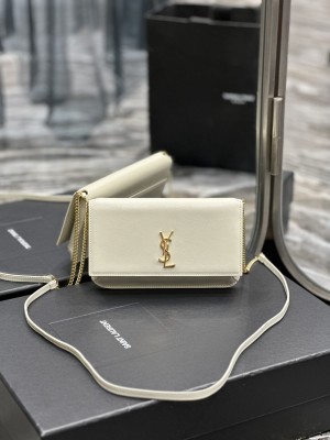  Handbags SAINT LAURENT 635095 size 18x11x2 cm