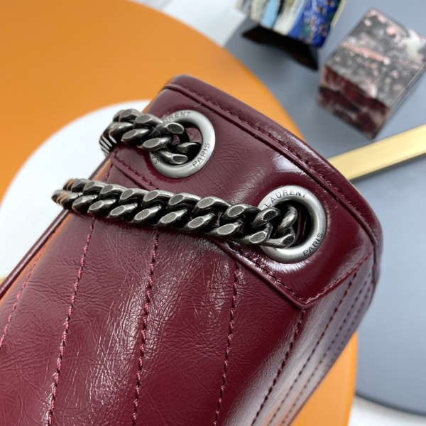 Handbags SAINT LAURENT 498894 size 28-21-8 cm