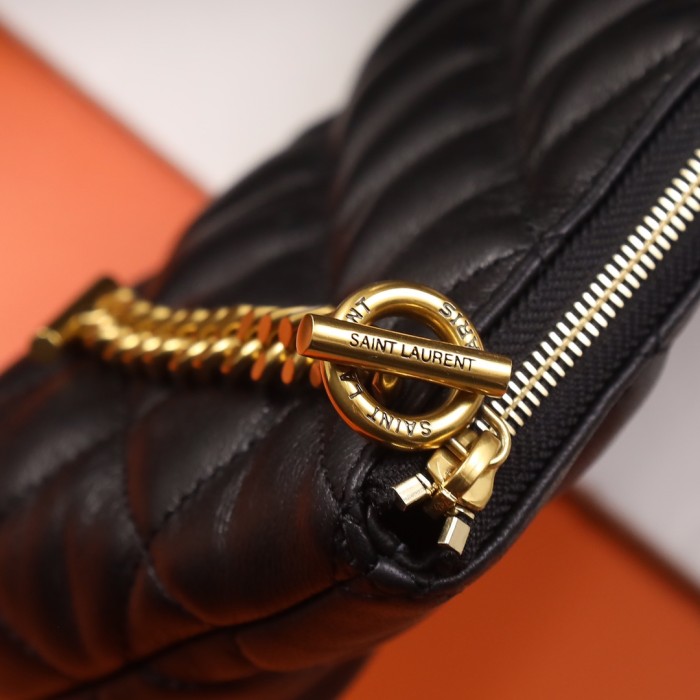 Handbags SAINT LAURENT 698651 size 38x43x8 cm