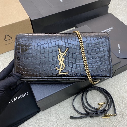 Handbags SAINT LAURENT 723660 size 26x13.5x4.5 cm