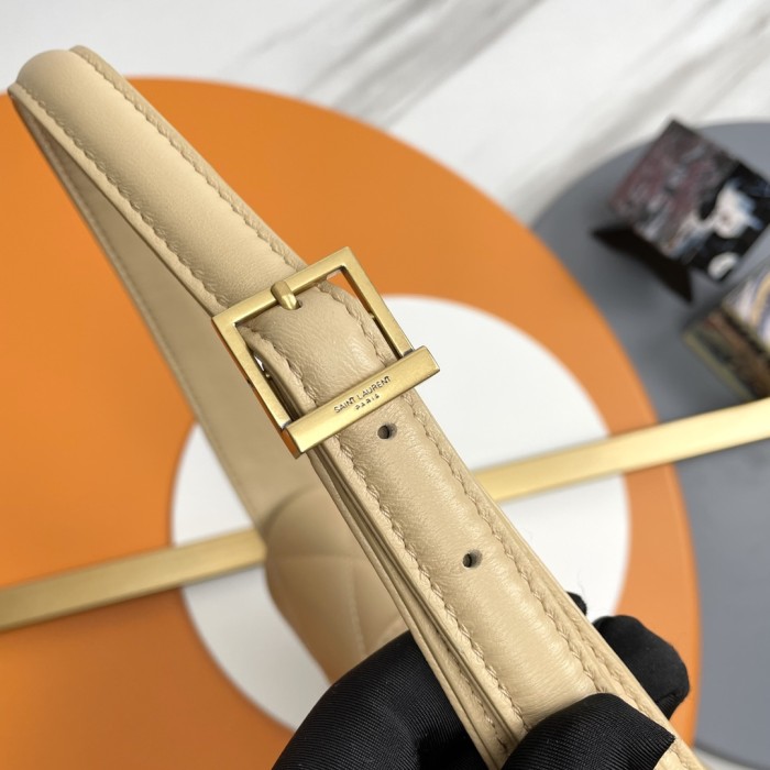 Handbags SAINT LAURENT 698567 size 24×18×5.5 cm