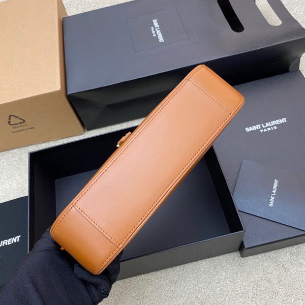 Handbags SAINT LAURENT 657228 size 24.5*14*6 cm