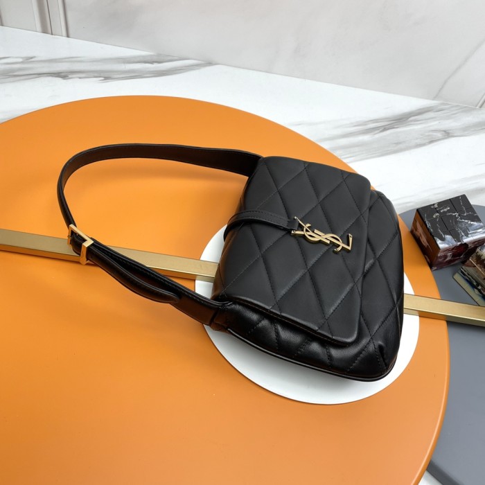 Handbags SAINT LAURENT 698567 size 24×18×5.5 cm