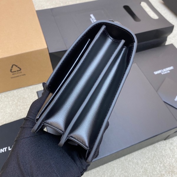 Handbags SAINT LAURENT 442906 size 22x8x16 cm