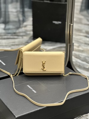  Handbags SAINT LAURENT 635095 size 18x11x2 cm