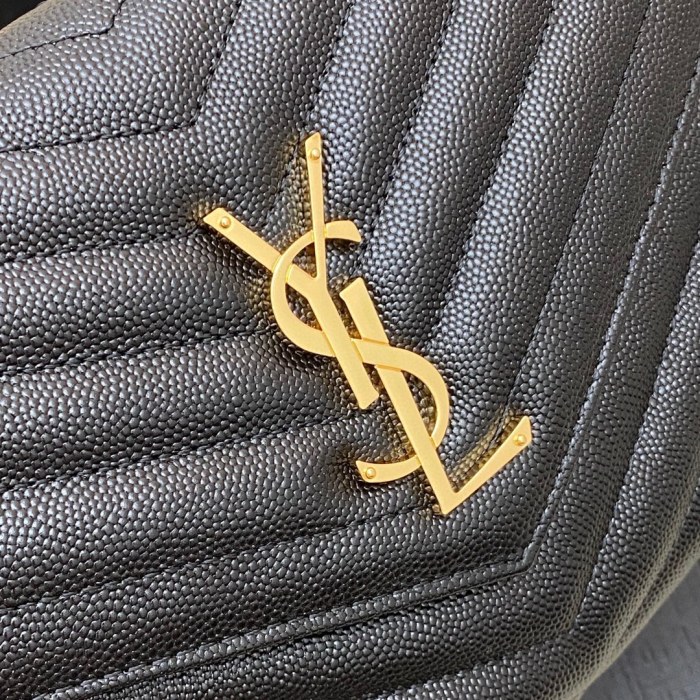 Handbags SAINT LAURENT 617662 size 21×6×3 cm