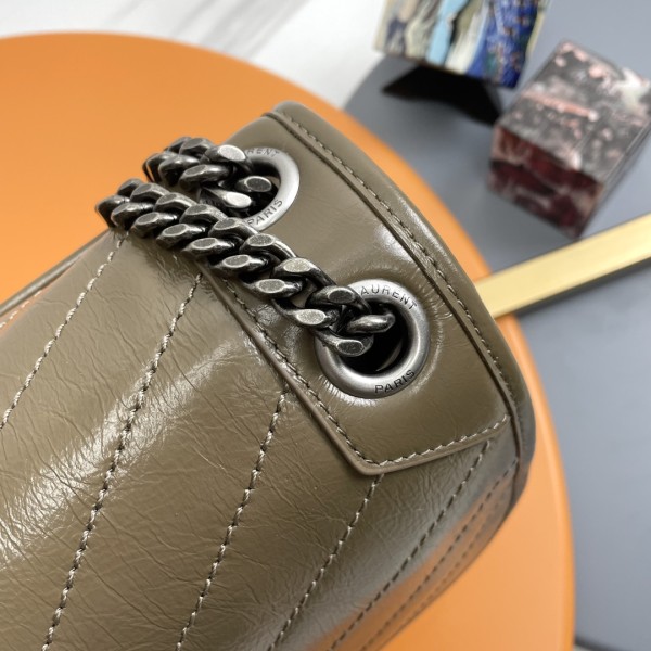 Handbags SAINT LAURENT 498894 size 28-21-8 cm