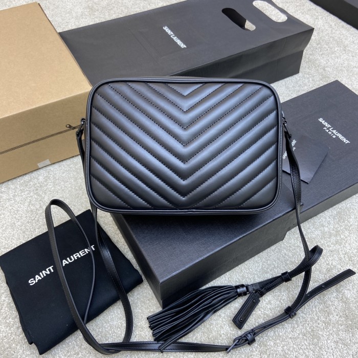 Handbags SAINT LAURENT 520534 size 23x16x6 cm