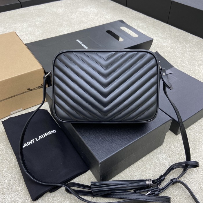 Handbags SAINT LAURENT 520534 size 23x16x6 cm
