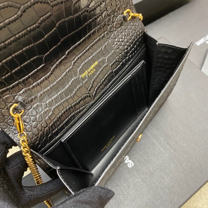 Handbags SAINT LAURENT 607788 size 19x12x4 cm