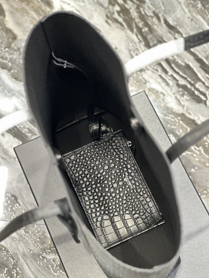 Handbags SAINT LAURENT 600306 size 32.5×35×10.5 cm