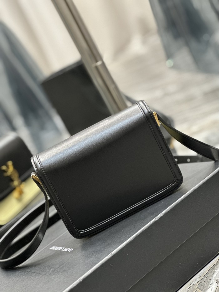 Handbags SAINT LAURENT 634306 size 19×13×5 cm