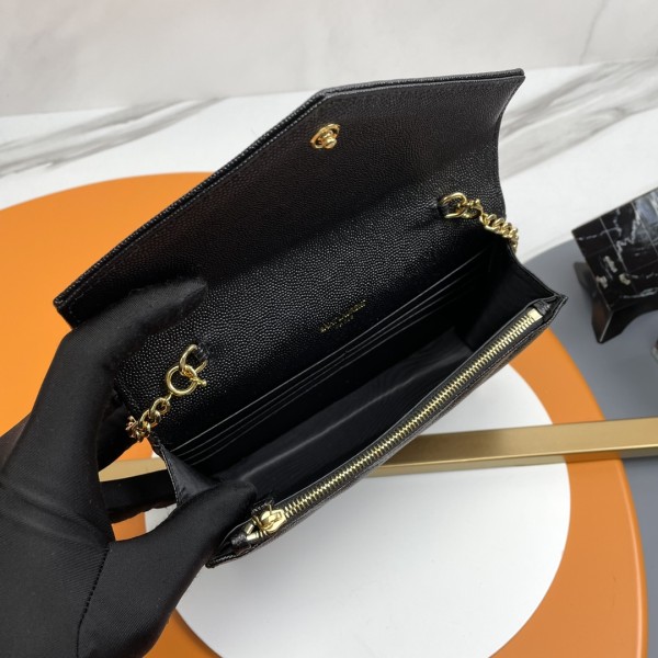 SAINT LAURENT ENVELOPE Quilted Grain Embossed Leather Envelope Bag Wallets Shoulder Bag Crossbody Bag Women's Black 393953-BOW01-1000 size L19*W3.5*H12.5cm