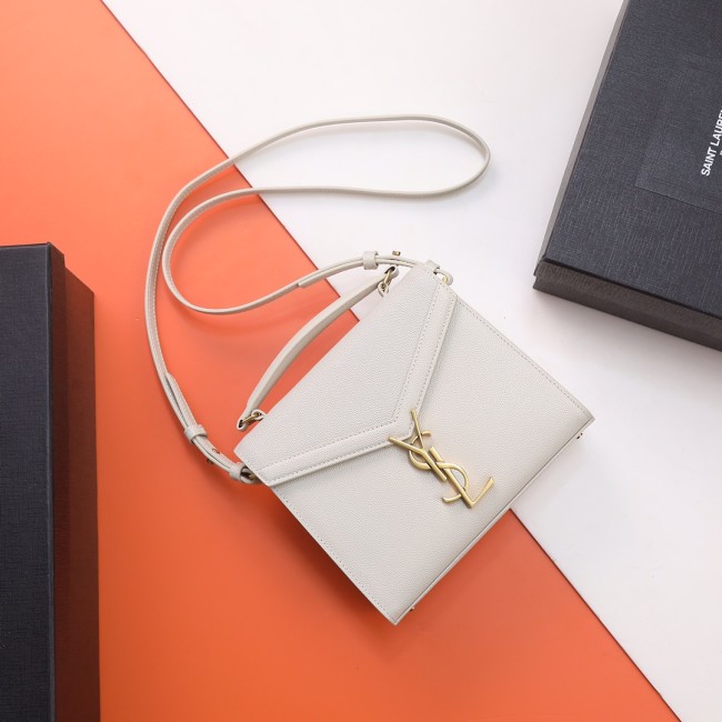 Handbags SAINT LAURENT 602716 size 20×16×7.5 cm