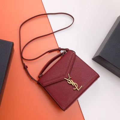 Handbags SAINT LAURENT 602716 size 20×16×7.5 cm