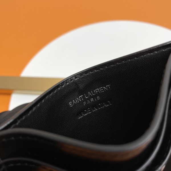 Handbags SAINT LAURENT 423291 size 10x7.5x0.5 cm