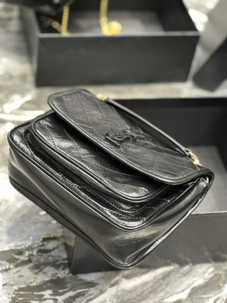 Handbags SAINT LAURENT 633151 size 22×16.5×12 cm