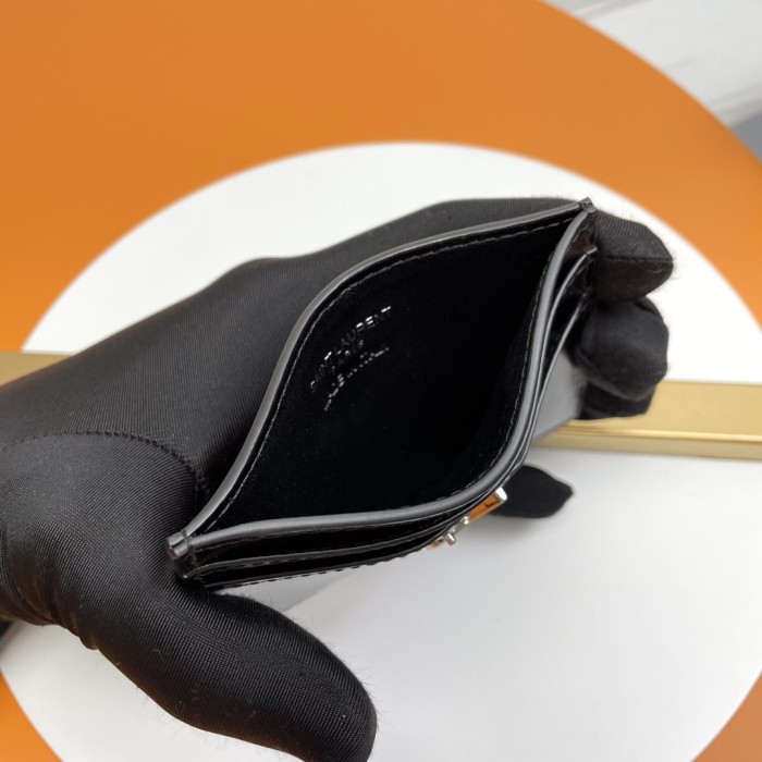 Handbags SAINT LAURENT 423291 size 10x7.5x0.5 cm