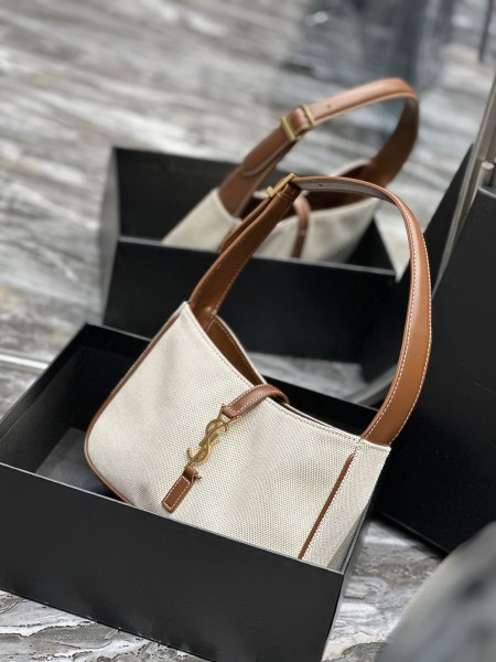 Handbags SAINT LAURENT 657228 size 25X14X6 cm