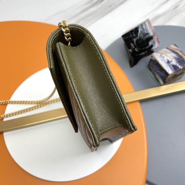 Handbags SAINT LAURENT 393953 size 19x11.5x4 cm