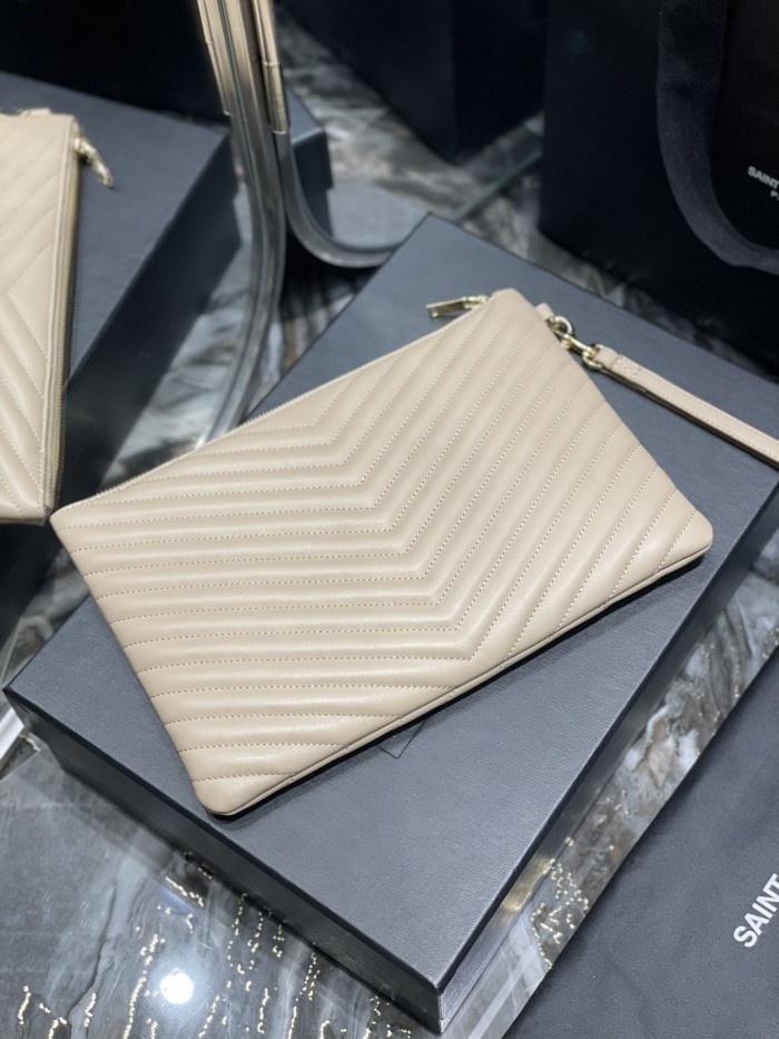 Handbags SAINT LAURENT 413444 size  30×21.5×2 cm