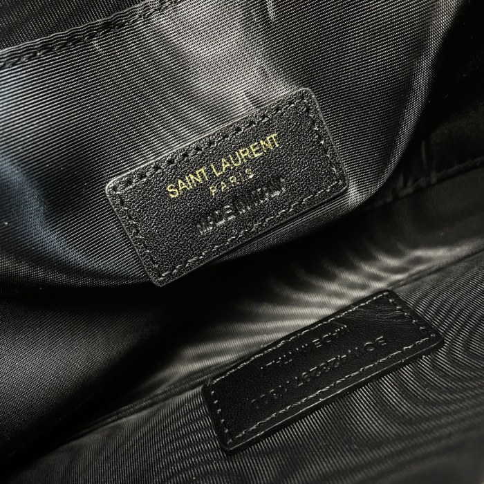 Handbags SAINT LAURENT 423297 size 23*13*1 cm