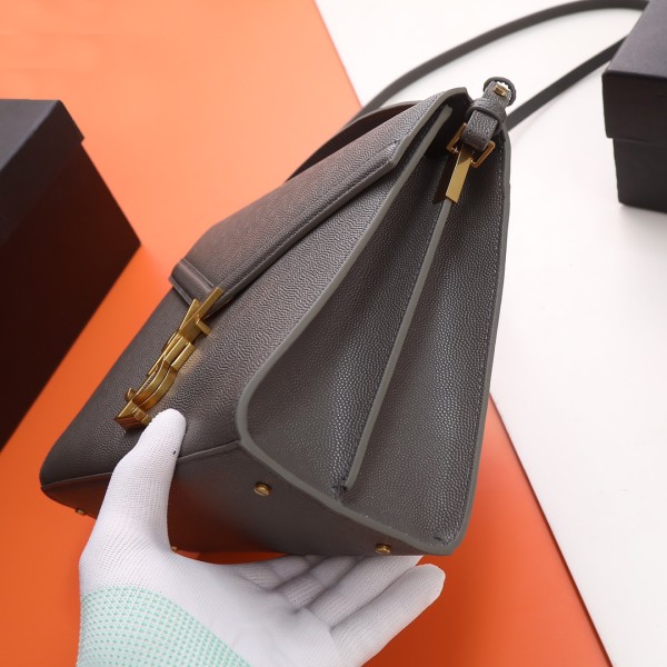 Handbags SAINT LAURENT 578000 size 24.5×20×11.5 cm