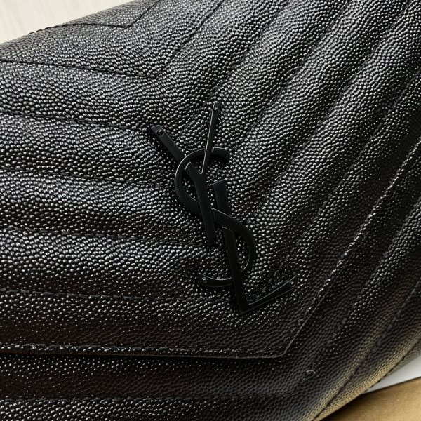 Handbags SAINT LAURENT 617662 size 21x16x3 cm