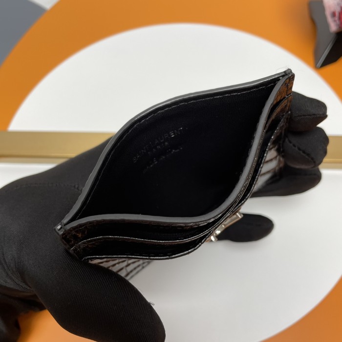 Handbags SAINT LAURENT 423291 size 10x7.5x0.5 cm