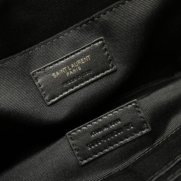 Handbags SAINT LAURENT 413444 size 30×21.5×2 cm