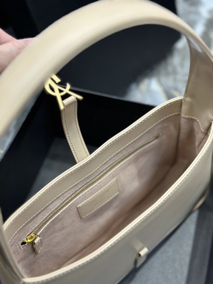 Handbags SAINT LAURENT 657228 size 25X14X6 cm