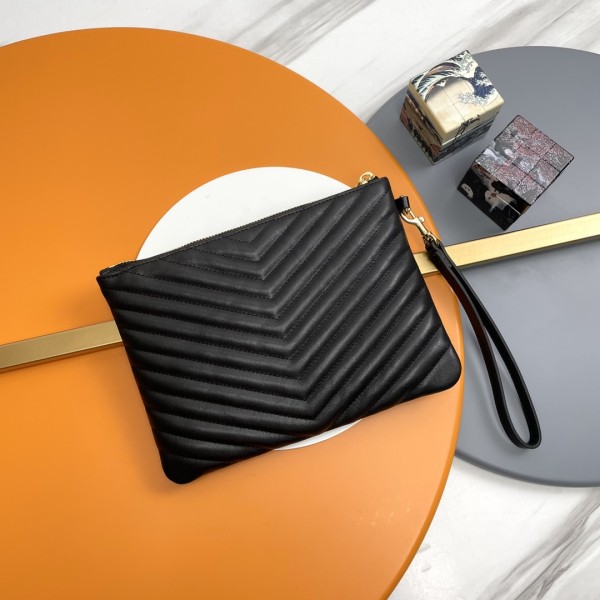 Handbags SAINT LAURENT 379039 size 24×17.5×1.5 cm