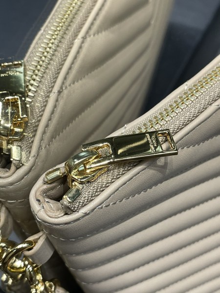 Handbags SAINT LAURENT 413444 size  30×21.5×2 cm