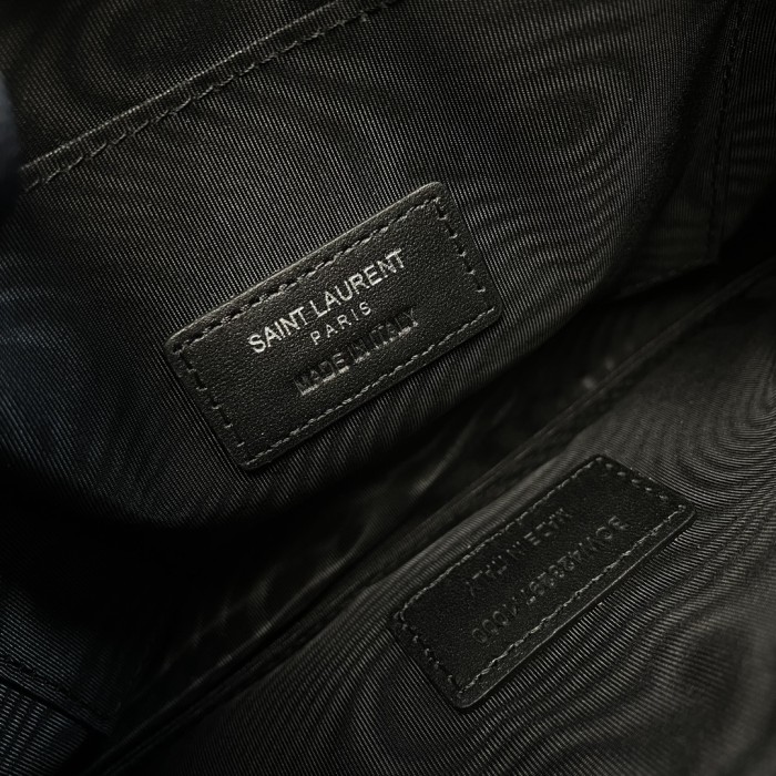 Handbags SAINT LAURENT 423297 size 23*13*1 cm