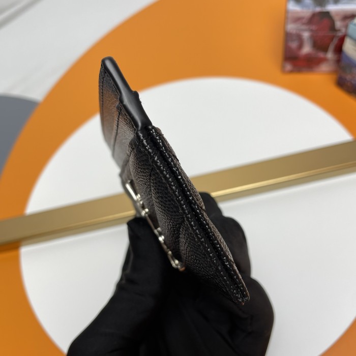 Handbags SAINT LAURENT 423291 size 10x7.5x0.5 cm