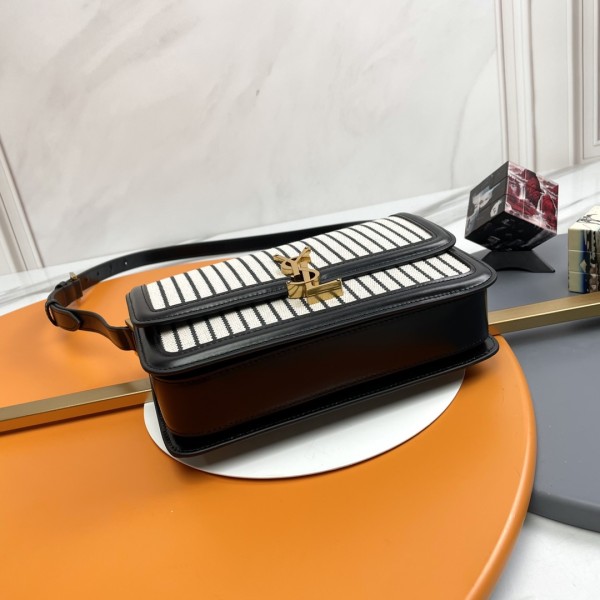 Handbags SAINT LAURENT 634305 size 23*16*6 cm