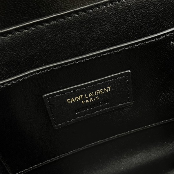 Handbags SAINT LAURENT 634305 size 23*16*6 cm