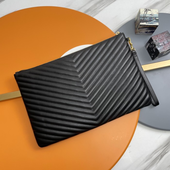 Handbags SAINT LAURENT 440222 size 36x24.5x2.5 cm