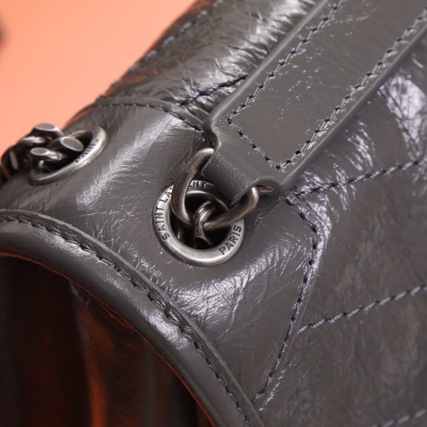 Handbags SAINT LAURENT 533037 size  22x16.5x12 cm