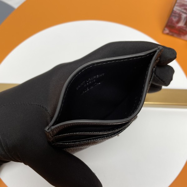 Handbags SAINT LAURENT 423291 size 10x7.5x0.5 cm