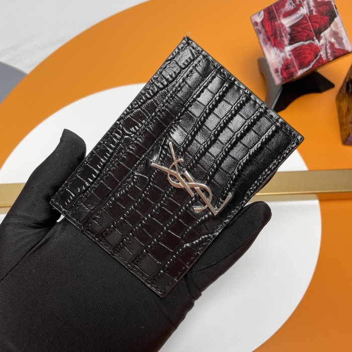 Handbags SAINT LAURENT 423291 size 10x7.5x0.5 cm