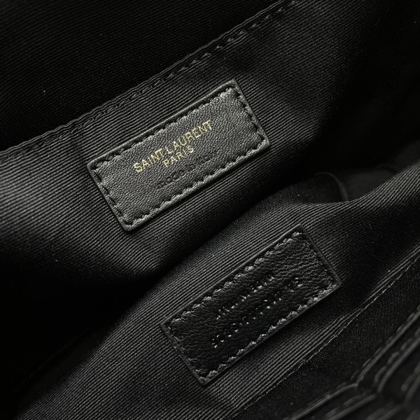 Handbags SAINT LAURENT 413444 size 30×21.5×2 cm