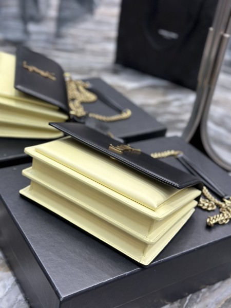 Handbags SAINT LAURENT 422906 size 21×6×3 cm