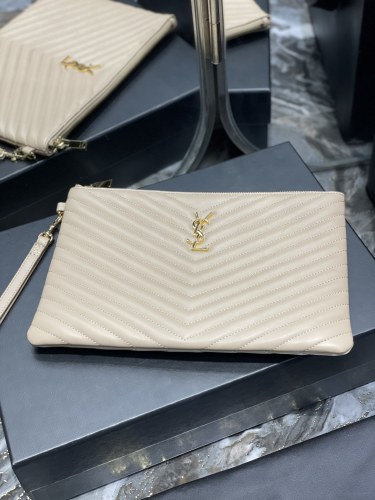 Handbags SAINT LAURENT 413444 size  30×21.5×2 cm