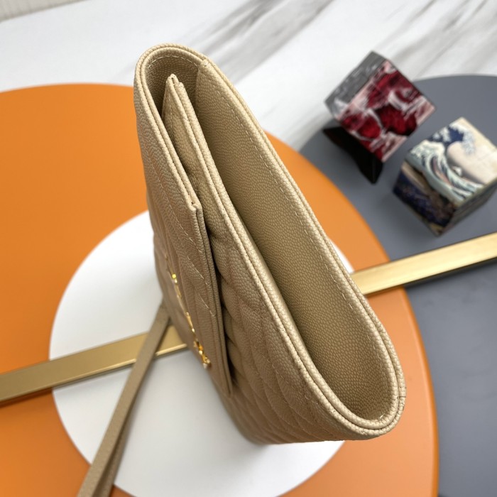 Handbags SAINT LAURENT 617662 size 21x16x3 cm