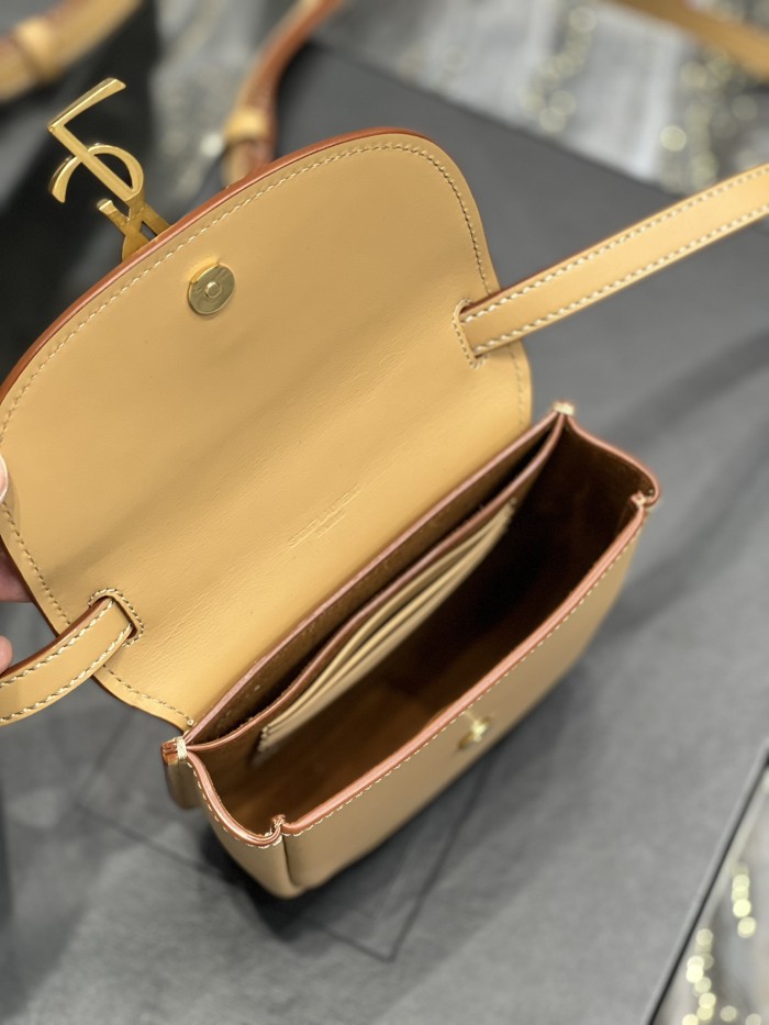 Handbags SAINT LAURENT 623097 size 18x15.5x5.5 cm