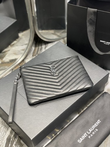 Handbags SAINT LAURENT 379039 size 24×17.5×1.5 cm