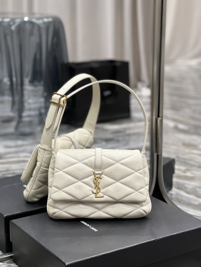 Handbags SAINT LAURENT 698567 size 24×18×5.5 cm