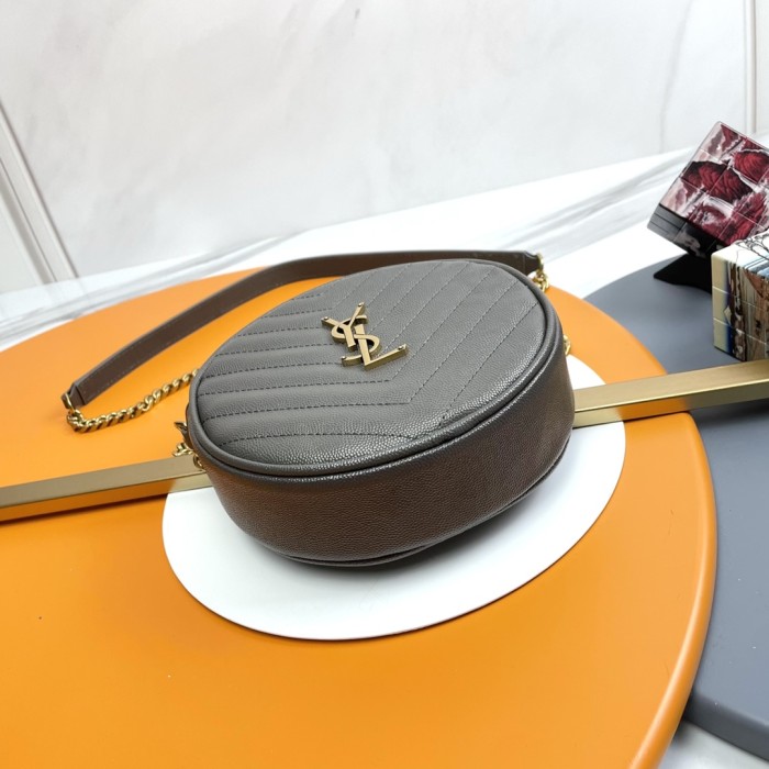 Handbags SAINT LAURENT 610436 size 17x17x5.5 cm